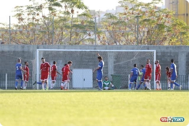 השער המצמק לזכות באקה (וואסים מוואסי)